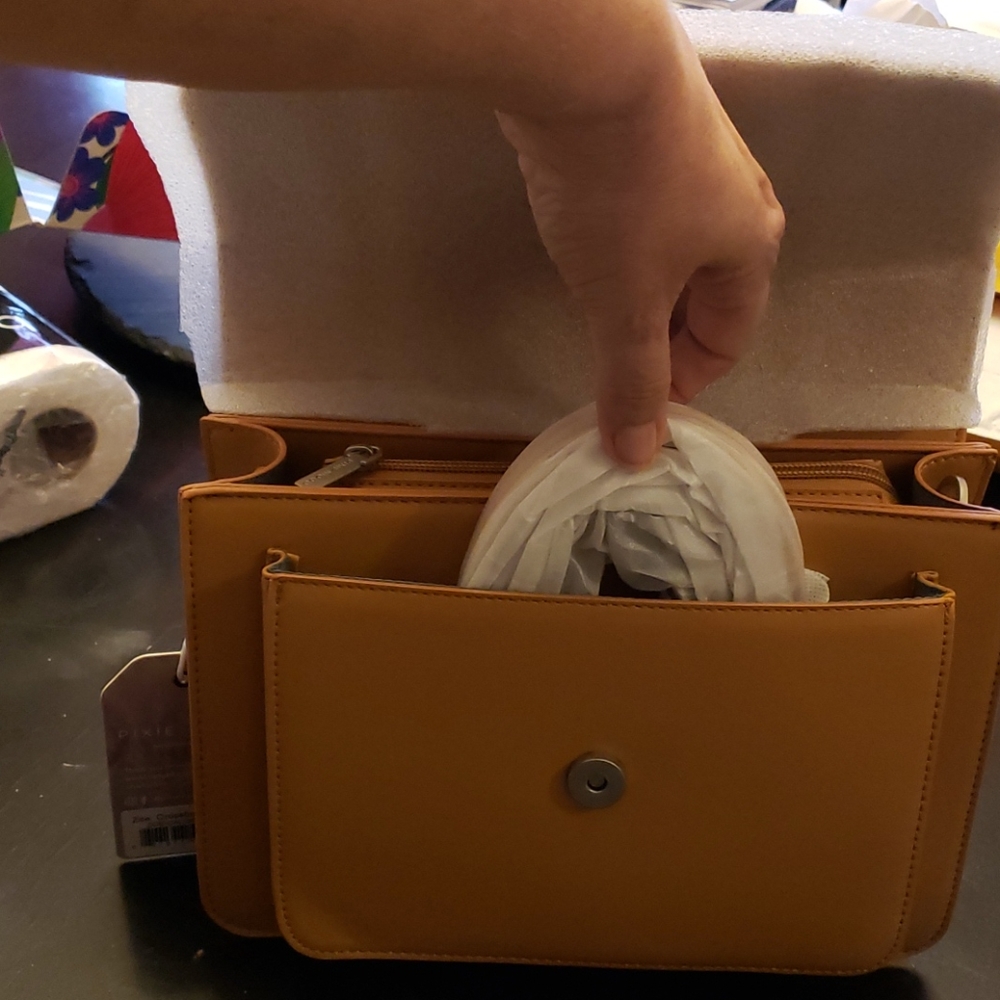 Pixie Mood Crossbody Purse Hand Bag in Honey - Picture 2 of 4